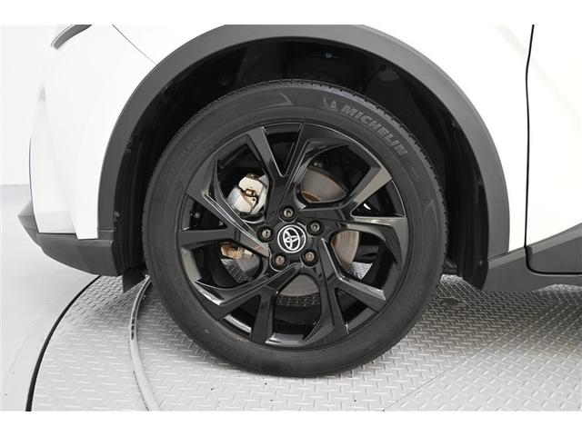 Ｃ－ＨＲ Ｇ　モード　ネロ　セーフティプラス　ＰＣＳ　点検記録簿　盗難防止　Ｒカメラ　ＬＥＤライト　ナビＴＶ　フルセグＴＶ　アルミ　クルーズＣ　エアバッグ　ＡＢＳ　スマートキ－　ＥＴＣ車載器　キーフリー　オートエアコン　横滑り防止　ドラレコ（5枚目）