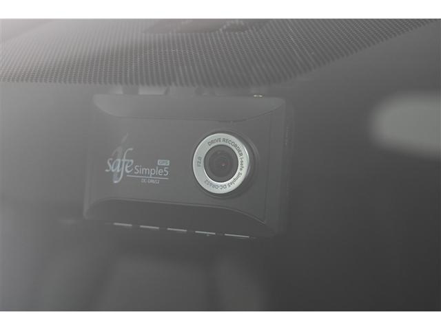 カローラツーリング ハイブリッド　ダブルバイビー　バックモニタ－　点検記録簿　フルセグテレビ　ナビＴＶ　ＬＥＤヘッド　横滑り防止装置　クルーズコントロール　スマートキー　ＡＣ　ＡＷ　エアバッグ　ドラレコ　ＥＴＣ車載器　イモビライザー　ＡＢＳ　４ＷＤ（3枚目）