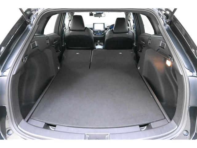 カローラツーリング ハイブリッド　ダブルバイビー　バックモニタ－　点検記録簿　フルセグテレビ　ナビＴＶ　ＬＥＤヘッド　横滑り防止装置　クルーズコントロール　スマートキー　ＡＣ　ＡＷ　エアバッグ　ドラレコ　ＥＴＣ車載器　イモビライザー　ＡＢＳ　４ＷＤ（21枚目）