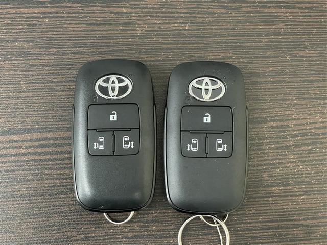 ルーミー カスタムG アイドリング 両側電動SD LEDヘット バックビューモニター 衝突回避ブレーキ 地デジ スマートキー メモリナビ クルーズコントロール 点検記録簿 DVD ETC ドライブレコーダー オートエアコン(38枚目)