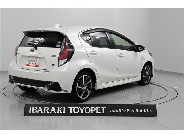 アクア Ｇ　ＧＲスポーツ　地デジ　盗難防止装置　キーフリー　クルコン　ＡＢＳ　ＤＶＤ　横滑り防止機能　スマートキ　パワステ　メモリナビ　ＬＥＤヘッド　ナビ＆ＴＶ　ＥＴＣ車載器　ＡＡＣ　エアバッグ　アルミホイール　点検記録簿（5枚目）