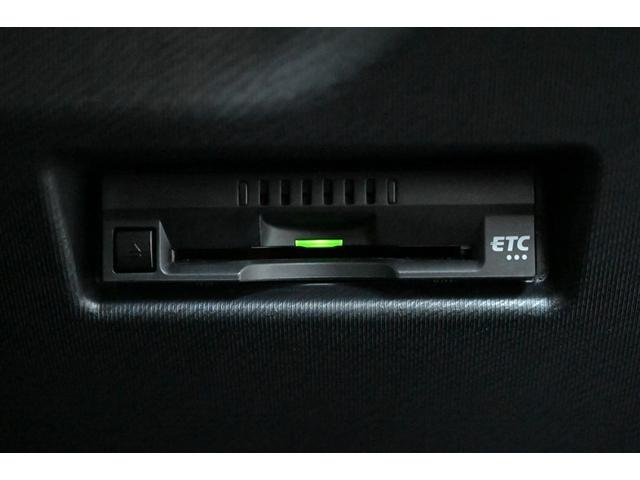 アクア Ｇ　ＧＲスポーツ　地デジ　盗難防止装置　キーフリー　クルコン　ＡＢＳ　ＤＶＤ　横滑り防止機能　スマートキ　パワステ　メモリナビ　ＬＥＤヘッド　ナビ＆ＴＶ　ＥＴＣ車載器　ＡＡＣ　エアバッグ　アルミホイール　点検記録簿（10枚目）