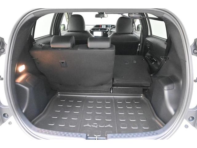 アクア Ｇ　ＧＲスポーツ　地デジ　盗難防止装置　キーフリー　クルコン　ＡＢＳ　ＤＶＤ　横滑り防止機能　スマートキ　パワステ　メモリナビ　ＬＥＤヘッド　ナビ＆ＴＶ　ＥＴＣ車載器　ＡＡＣ　エアバッグ　アルミホイール　点検記録簿（17枚目）