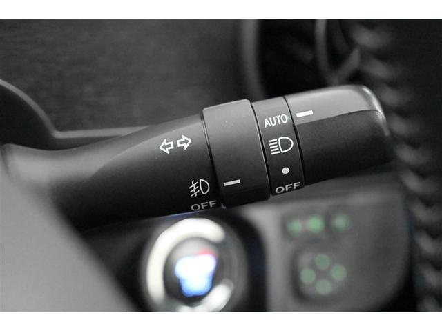 アクア Ｇ　ＧＲスポーツ　地デジ　盗難防止装置　キーフリー　クルコン　ＡＢＳ　ＤＶＤ　横滑り防止機能　スマートキ　パワステ　メモリナビ　ＬＥＤヘッド　ナビ＆ＴＶ　ＥＴＣ車載器　ＡＡＣ　エアバッグ　アルミホイール　点検記録簿（22枚目）