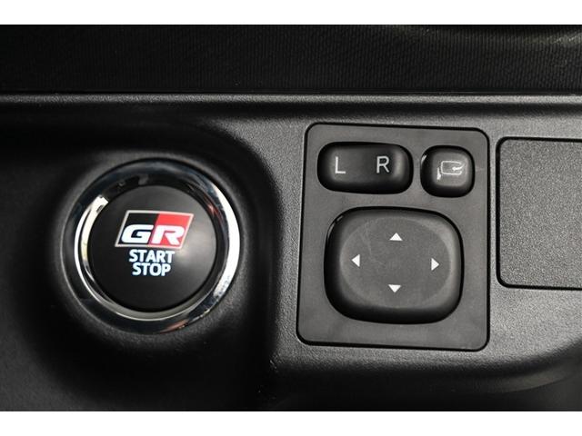 アクア Ｇ　ＧＲスポーツ　地デジ　盗難防止装置　キーフリー　クルコン　ＡＢＳ　ＤＶＤ　横滑り防止機能　スマートキ　パワステ　メモリナビ　ＬＥＤヘッド　ナビ＆ＴＶ　ＥＴＣ車載器　ＡＡＣ　エアバッグ　アルミホイール　点検記録簿（23枚目）