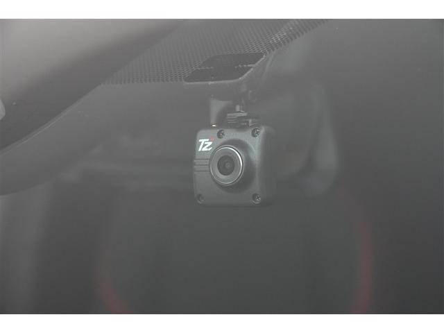 プリウス Z リアカメラ プリクラッシュ 試乗車 PWシート 1オーナ メモリナビ LEDランプ ナビ・TV オートクルーズ アルミホイール ドライブレコーダ AC 運転席エアバッグ 横滑り防止装置 ETC付(3枚目)