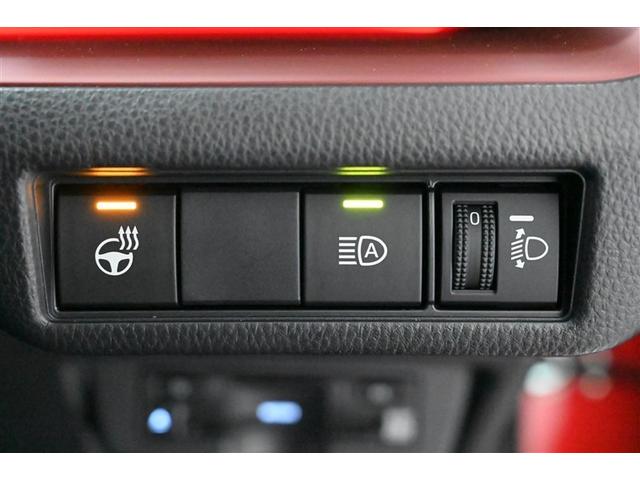 プリウス Z リアカメラ プリクラッシュ 試乗車 PWシート 1オーナ メモリナビ LEDランプ ナビ・TV オートクルーズ アルミホイール ドライブレコーダ AC 運転席エアバッグ 横滑り防止装置 ETC付(25枚目)