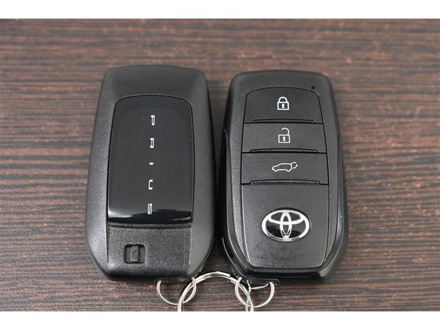 プリウス Z リアカメラ プリクラッシュ 試乗車 PWシート 1オーナ メモリナビ LEDランプ ナビ・TV オートクルーズ アルミホイール ドライブレコーダ AC 運転席エアバッグ 横滑り防止装置 ETC付(38枚目)