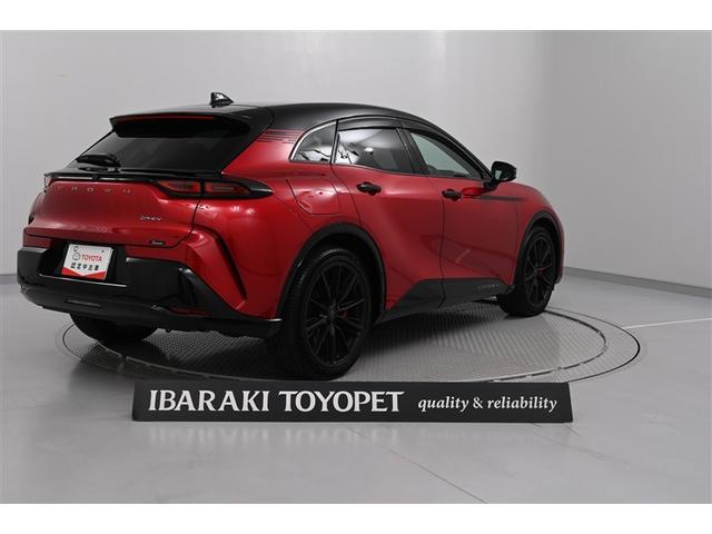 クラウンスポーツ ＲＳ　記録簿　黒革シート　メモリーナビ　ナビＴＶ　地デジ　バックカメラ　ＥＴＣ　４ＷＤ　ミュージックプレイヤー接続可　パワーシート　クルーズコントロール　盗難防止装置　横滑り防止機能　キーレス　スマートキー（3枚目）