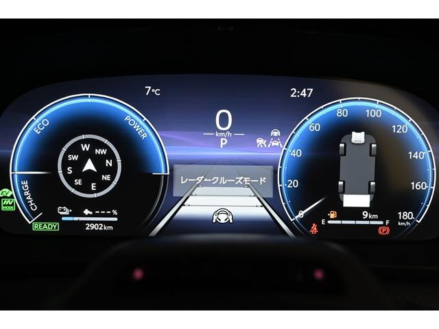 クラウンスポーツ ＲＳ　記録簿　黒革シート　メモリーナビ　ナビＴＶ　地デジ　バックカメラ　ＥＴＣ　４ＷＤ　ミュージックプレイヤー接続可　パワーシート　クルーズコントロール　盗難防止装置　横滑り防止機能　キーレス　スマートキー（8枚目）