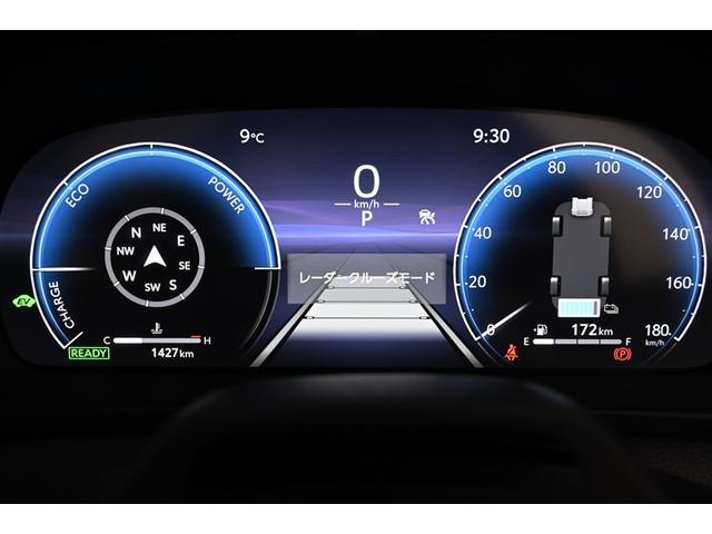 クラウンエステート Ｚ　サンルーフ　パワーシート　クルーズコントロール　フルセグテレビ　黒革シート　１００Ｖ充電（8枚目）