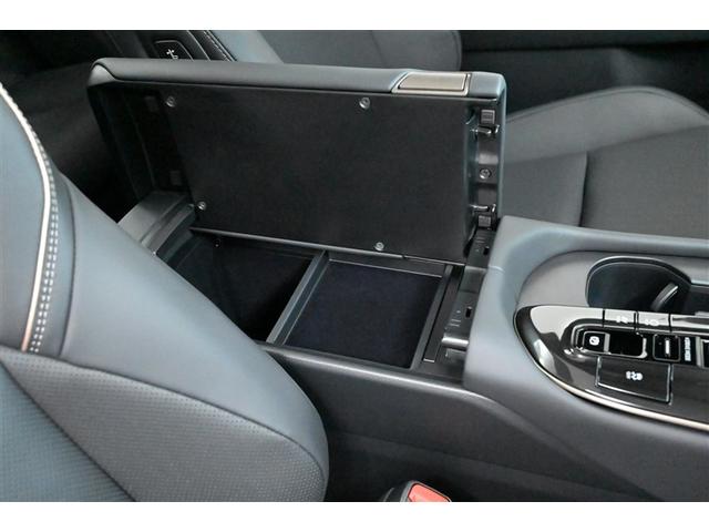 クラウンエステート Ｚ　サンルーフ　パワーシート　クルーズコントロール　フルセグテレビ　黒革シート　１００Ｖ充電（34枚目）