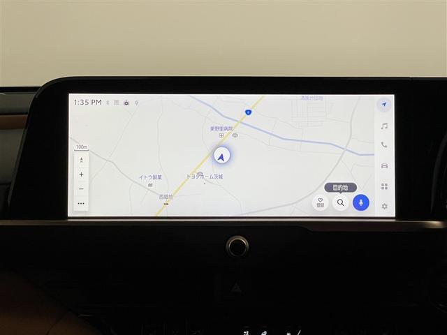 クラウンスポーツ Ｚ　ＡＷＤ　フルセグテレビ　１オーナー　ＥＴＣ車載器　ＴＶナビ　クルコン　横滑り防止装置　エアバッグ　本革　ＡＣ１００Ｖ　ミュージックプレイヤー接続可　メモリナビ　キーレス　盗難防止装置　ＡＢＳ　記録簿（9枚目）