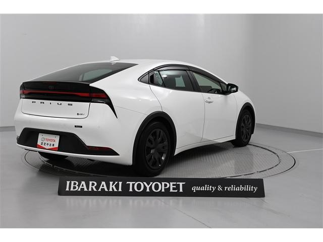 プリウス Ｘ　盗難防止装置　フルセグＴＶ　１００Ｖ電源　ＬＥＤ　ＴＶナビ　記録簿　ＥＳＣ　クルコン　ミュージックプレイヤー接続可　スマートキー　ＡＣ　キーフリー　ドライブレコーダー　メモリーナビ　ＥＴＣ　ＡＢＳ（7枚目）