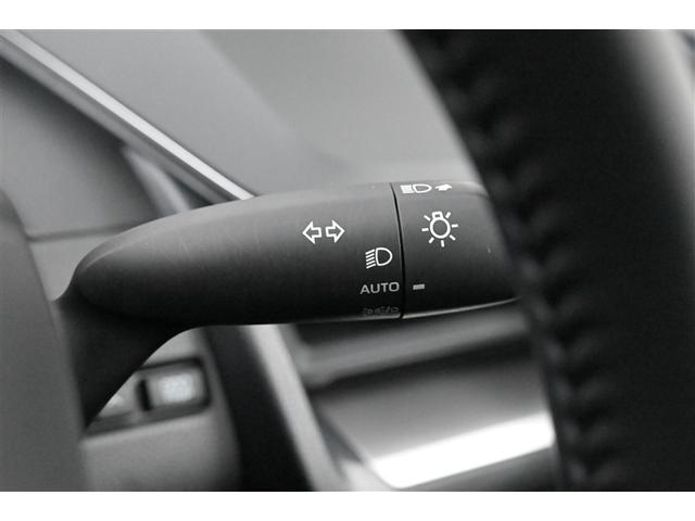 プリウス Ｘ　盗難防止装置　フルセグＴＶ　１００Ｖ電源　ＬＥＤ　ＴＶナビ　記録簿　ＥＳＣ　クルコン　ミュージックプレイヤー接続可　スマートキー　ＡＣ　キーフリー　ドライブレコーダー　メモリーナビ　ＥＴＣ　ＡＢＳ（23枚目）