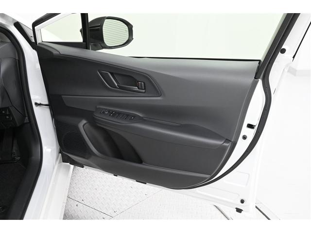 プリウス Ｘ　盗難防止装置　フルセグＴＶ　１００Ｖ電源　ＬＥＤ　ＴＶナビ　記録簿　ＥＳＣ　クルコン　ミュージックプレイヤー接続可　スマートキー　ＡＣ　キーフリー　ドライブレコーダー　メモリーナビ　ＥＴＣ　ＡＢＳ（37枚目）