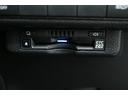 ハイブリッド　ダブルバイビー　バックモニタ－　点検記録簿　フルセグテレビ　ナビＴＶ　ＬＥＤヘッド　横滑り防止装置　クルーズコントロール　スマートキー　ＡＣ　ＡＷ　エアバッグ　ドラレコ　ＥＴＣ車載器　イモビライザー　ＡＢＳ　４ＷＤ（11枚目）