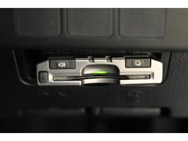 カスタムG S Bカメ ワンセグTV LEDライト クルーズコントロール ナビTV ETC スマートキー メモリーナビ アイドリングストップ ABS 盗難防止装置 アルミ キーレス 記録簿 CD 横滑り防止装置(8枚目)