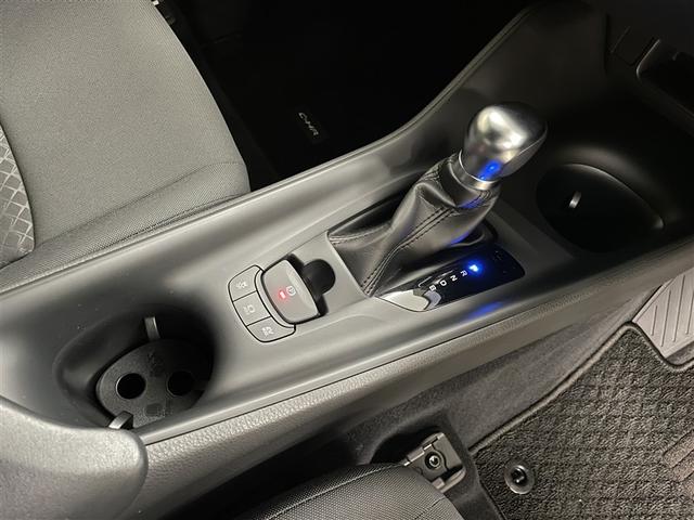 C-HR S スマートキー&プッシュスタート 整備記録簿 衝突軽減B フルセグTV Bカメラ DVD再生 盗難防止装置 キーレス LEDライト クルコン オートエアコン 横滑り防止機能 ETC ドライブレコーダー(33枚目)