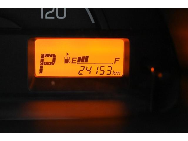 キャリイトラック KCスペシャル デュアルカメラサポート 記録簿付 AC ETC付き PS パワーウィンド エアバック フルセグTV 横滑り防止装置 ナビTV キーレス ABS アルミホイル ミュージックプレイヤー接続可(9枚目)