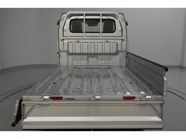 キャリイトラック KCスペシャル デュアルカメラサポート 記録簿付 AC ETC付き PS パワーウィンド エアバック フルセグTV 横滑り防止装置 ナビTV キーレス ABS アルミホイル ミュージックプレイヤー接続可(15枚目)