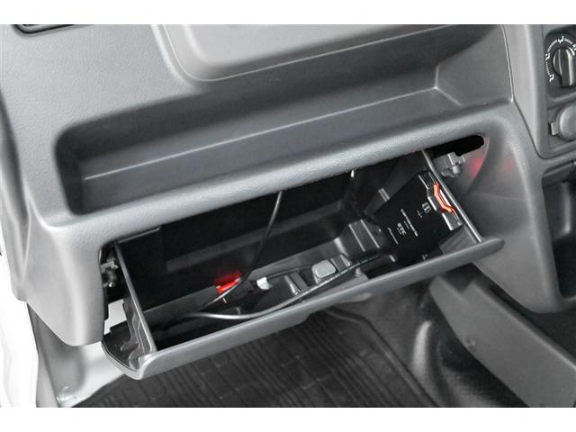 キャリイトラック KCスペシャル デュアルカメラサポート 記録簿付 AC ETC付き PS パワーウィンド エアバック フルセグTV 横滑り防止装置 ナビTV キーレス ABS アルミホイル ミュージックプレイヤー接続可(25枚目)