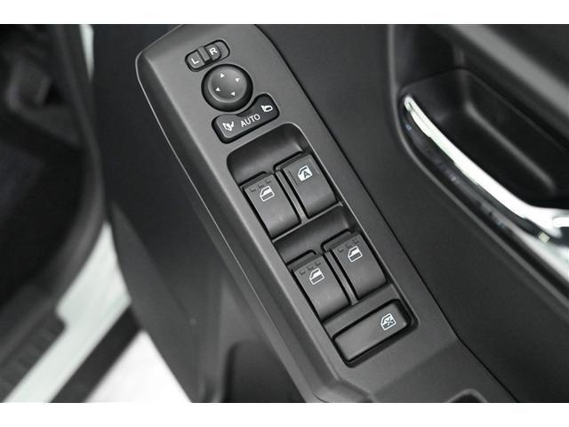 タフト Ｇ　ダーククロムベンチャー　ＥＳＣ　サイドＳＲＳ　リアカメラ　クルーズコントロール　フルセグＴＶ　メモリナビ　ＬＥＤライト　ＤＶＤ　パワーステアリング　アイドリングＳ　キーフリー　記録簿　アルミ　スマートキー　パワーウィンドウ（37枚目）