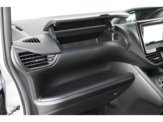 ノア ハイブリッドＸ　ＴＳＳ　両側電動ドア　Ｂカメラ　横滑り防止　エアバック　オートエアコン　リアクーラー　パワーウィンドウ　メモリ－ナビ　ＡＷ　ＬＥＤヘッド　クルコン　キーフリー　ウォークスルー　Ｄレコ　ＡＵＸ　パワステ（30枚目）