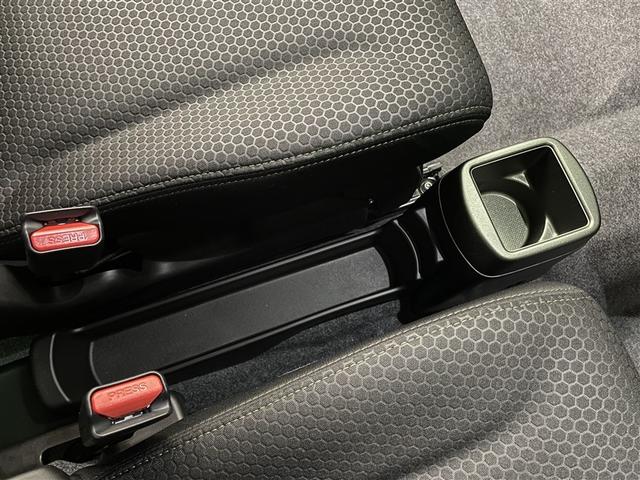 ハスラー タフワイルド 前後誤発進抑制 アイドリングS セキュリティアラーム パワーステアリング 横滑り防止システム LEDライト PW クルコン サイドエアバッグ キーフリー アルミホイール エアバック オートエアコン(29枚目)