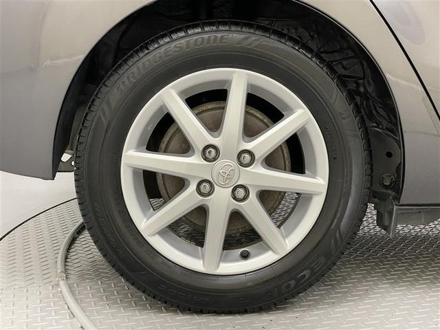 アクア Ｇ　バックモニタ　セキュリティー　メンテナンスノート　デュアルエアバック　ナビＴＶ　ＨＤＤナビゲーション　ＬＥＤ　パワーウィンドウ　サイドエアバッグ　地デジ　ＥＳＣ　ＡＴエアコン　ＡＢＳ　アルミ　ＥＴＣ（3枚目）