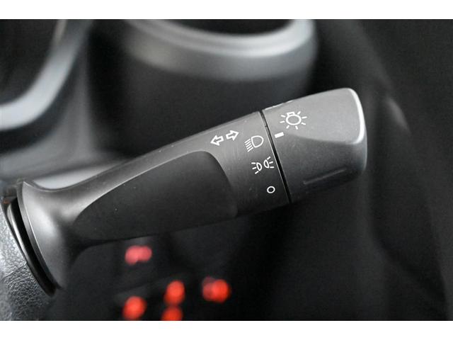 ミライース Ｌ　ＳＡＩＩＩ　アイドリングＳＴＯＰ　リヤカメラ　衝突防止　カーナビ　ＡＵＸ　キ－レス　メモリナビ　Ｗエアバッグ　横滑防止　パワーウインドウ　パワーハンドル　オートエアコン　運転席エアバック　ＡＢＳ（18枚目）