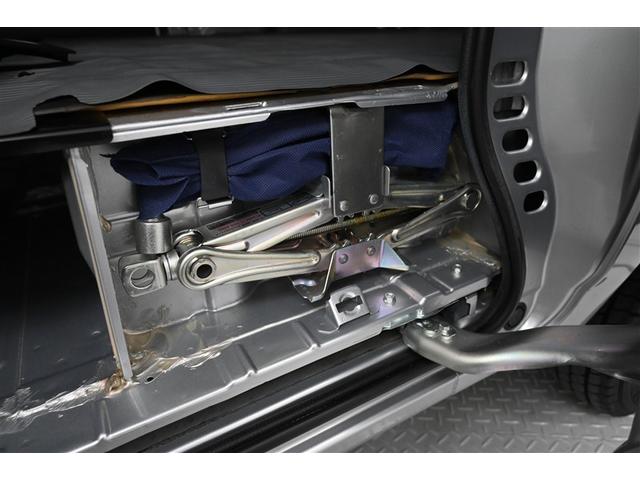 �H��ނ͏���ȑ��׎����Ɏ��[����Ă���܂��B