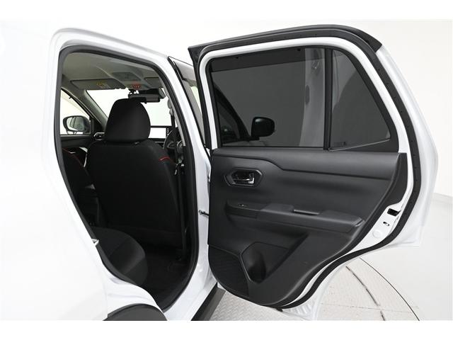 ライズ Z DVD再生機能 インテリジェントキー エアバック ナビTV ドライブレコーダ メディアプレイヤー接続 バックモニタ メモリナビ 点検記録簿 フルセグTV アルミ キーフリー クルコン ABS ETC(18枚目)