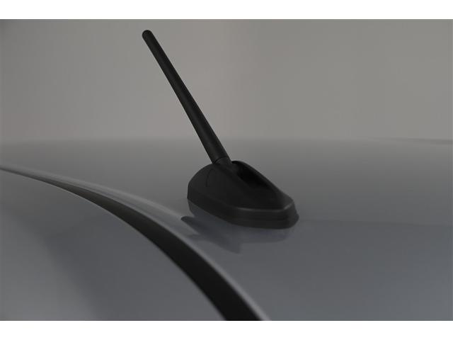 ムーヴ Ｌ　誤発進抑制装置　パワーステアリング　エアコン　ＬＥＤヘッドランプ　キーレス　ＥＳＣ　アイドリングストップ　ベンチシート（7枚目）