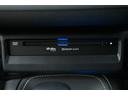 CD・DVDデッキです。インパネ部に装備されています