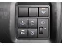 ■ウインドシールドデアイサー、■スマートアシストＯＦＦ、■ＶＳＣ・ＴＲＣ　ＯＦＦ、■コーナーセンサー、■Ｓｔｏｐ＆Ｓｔａｒｔ　キャンセル、■手動光軸調整ダイヤル　　各スイッチ装備