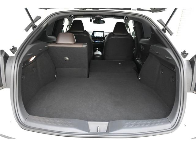 Ｃ－ＨＲ Ｇ　ＴＳＳ　ＤＶＤ再生可　定期点検記録簿　ＬＥＤヘッド　バックモニタ　イモビライザー　ナビ＆ＴＶ　ＥＴＣ付　キーフリーシステム　スマキー　横滑り防止機能　クルーズＣ　ドライブレコ－ダ－　エアバッグ　アルミ（19枚目）