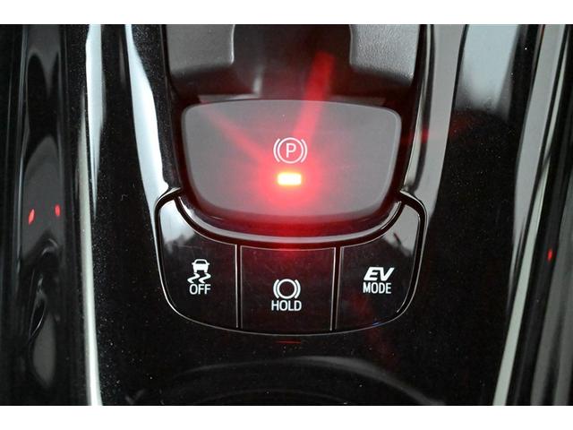 Ｃ－ＨＲ Ｇ　ＴＳＳ　ＤＶＤ再生可　定期点検記録簿　ＬＥＤヘッド　バックモニタ　イモビライザー　ナビ＆ＴＶ　ＥＴＣ付　キーフリーシステム　スマキー　横滑り防止機能　クルーズＣ　ドライブレコ－ダ－　エアバッグ　アルミ（27枚目）