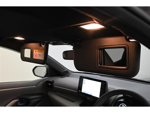 ヤリス Ｚ　サイドＳＲＳ　ＡＡＣ　バックモニタ　スマキー　横滑防止装置　地デジ　キーフリー　アルミ　ＬＥＤランプ　パワーウインドウ　定期点検記録簿　助手席エアバック　クルコン　エアバッグ　パワーステアリング（30枚目）