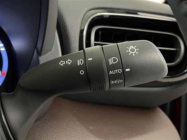 ヤリスクロス ハイブリッドＺ　ドライブレコーダ　インテリジェントキー　アルミホイル　ＬＥＤライト　リアカメラ　クルーズコントロール　整備記録簿　横滑り防止システム　ナビＴＶ　メモリーナビゲーション　電動シ－ト　パワステ　キーフリー（24枚目）