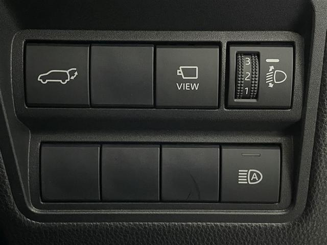 ヤリスクロス ハイブリッドＺ　ドライブレコーダ　インテリジェントキー　アルミホイル　ＬＥＤライト　リアカメラ　クルーズコントロール　整備記録簿　横滑り防止システム　ナビＴＶ　メモリーナビゲーション　電動シ－ト　パワステ　キーフリー（27枚目）