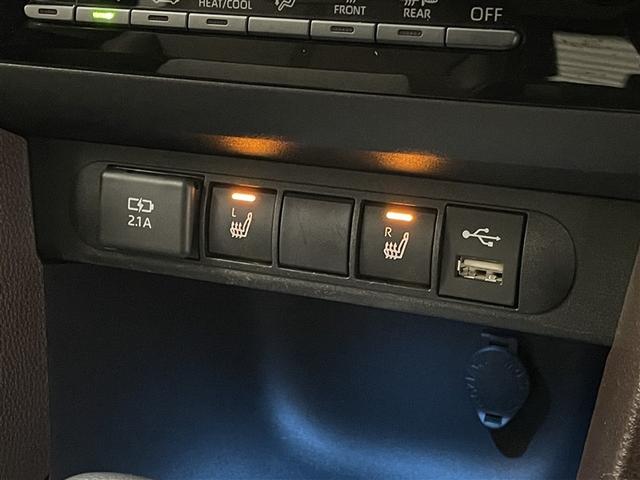 ヤリスクロス ハイブリッドＺ　ドライブレコーダ　インテリジェントキー　アルミホイル　ＬＥＤライト　リアカメラ　クルーズコントロール　整備記録簿　横滑り防止システム　ナビＴＶ　メモリーナビゲーション　電動シ－ト　パワステ　キーフリー（29枚目）