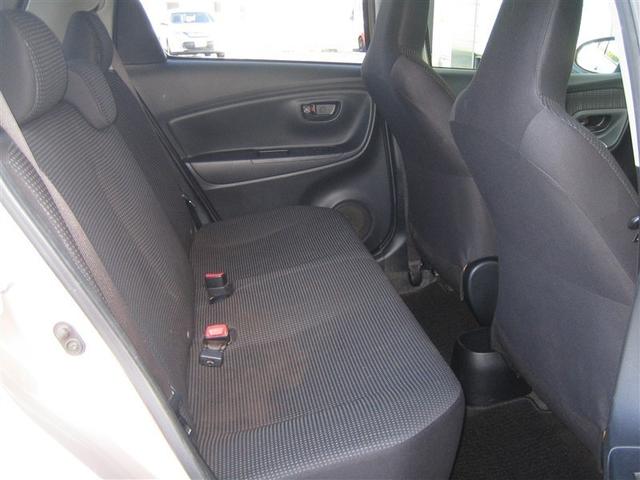 ヴィッツ Ｆ　キーレスリモコン　バックガイドモニター　デュアルエアバック　運転席エアバッグ　イモビライザー　ワンセグテレビ　パワーウインドウ　ＥＳＣ　パワステ　エアコン　メモリナビ　ＡＢＳ　スマ－トキ－　記録簿（12枚目）