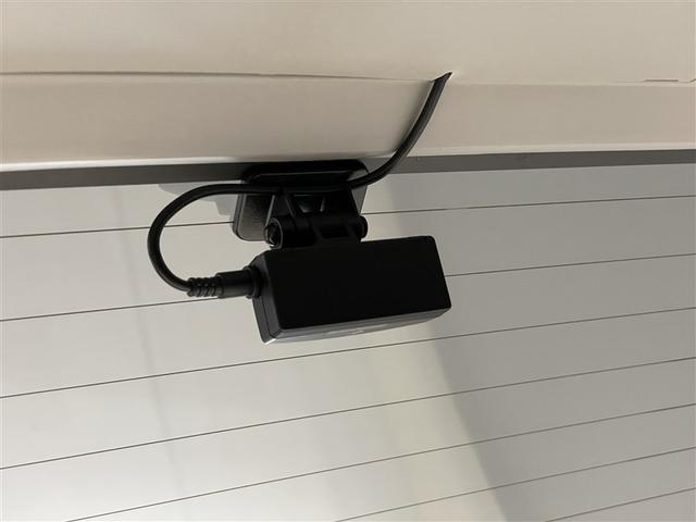 ライズ Z 誤発進抑制機能 エアコン スマートキー&プッシュスタート 地デジTV ドライブレコーダ VSA 盗難防止装置 ミュージックプレイヤー接続可 アイドリングストップ機能 クルコン バックモニター キーレス(4枚目)