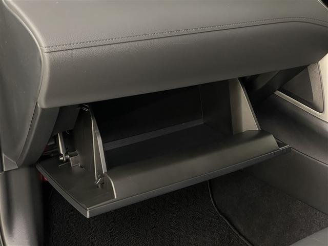 カローラクロス ハイブリッド　Ｚ　衝突軽減Ｂ　記録簿有　スマキ－　Ｂモニター　アクティブクルーズコントロール　イモビ　ＬＥＤ　ＡＣ　運転席Ｐシート　メディアプレイヤー接続　キーレス　パワステ　アルミ　エアバッグ　ＡＢＳ　ドラレコ付き（31枚目）