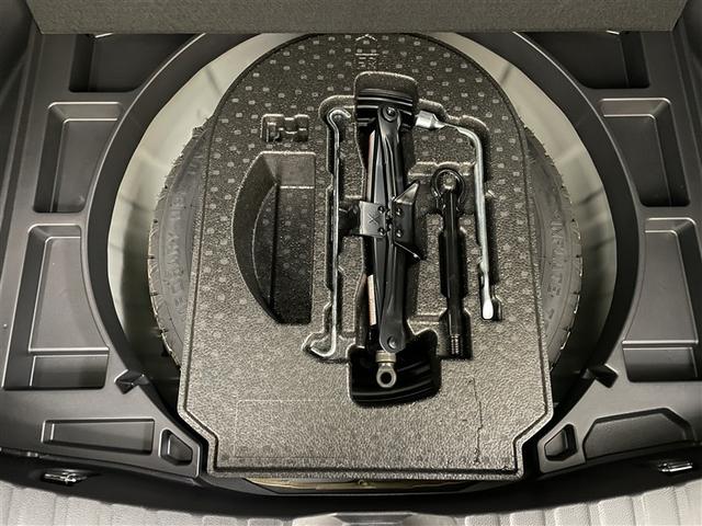 カローラクロス ハイブリッド　Ｚ　衝突軽減Ｂ　記録簿有　スマキ－　Ｂモニター　アクティブクルーズコントロール　イモビ　ＬＥＤ　ＡＣ　運転席Ｐシート　メディアプレイヤー接続　キーレス　パワステ　アルミ　エアバッグ　ＡＢＳ　ドラレコ付き（33枚目）