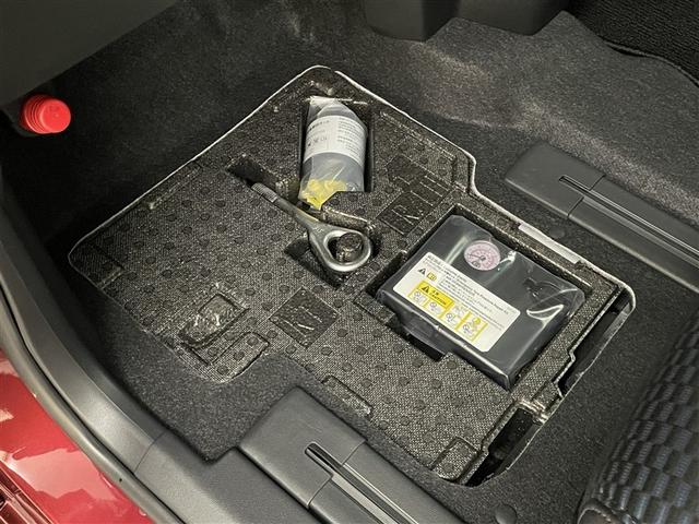 タント カスタムRS 両側パワスライドドア ISTOP AAC LEDライト サイドエアバッグ キーフリー セキュリティ ベンチシート PW アルミホイール ABS エアバック ミュージックプレイヤー接続可 PS 記録簿(32枚目)