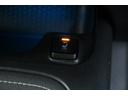 ■シートヒータースイッチ(運転席/助手席) ※画像は運転席用です。助手席用スイッチは助手席側に装備されています。