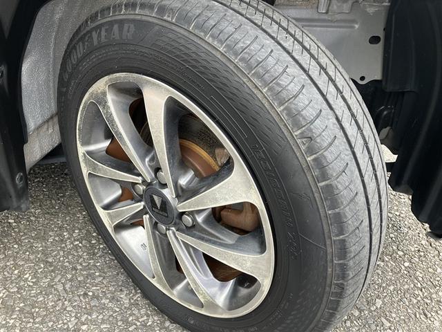 パッソ モーダ S Bモニ i-stop スマートキー&プッシュスタート キーフリーシステム 横滑防止装置 LEDライト ドラレコ ナビTV WエアB パワーウィンドウ オートエアコン 整備記録簿 ETC ABS AUX(6枚目)