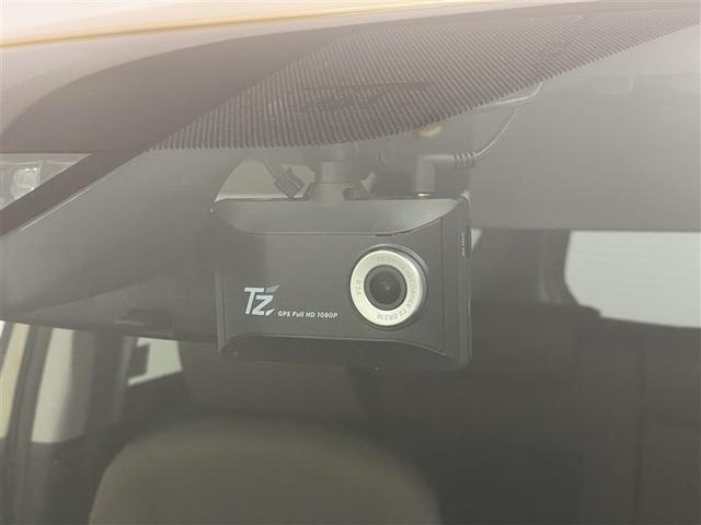 シエンタ ファンベースＧ　グランパー　ＴＳＳ　Ａストップ　Ｂモニタ　ＬＥＤヘッド　横滑り防止　両側電動スライドドア　スマートキー　キーレス　記録簿　ＥＴＣ　ドライブレコーダー　オートエアコン　メモリーナビ　イモビライザー　エアバッグ（4枚目）